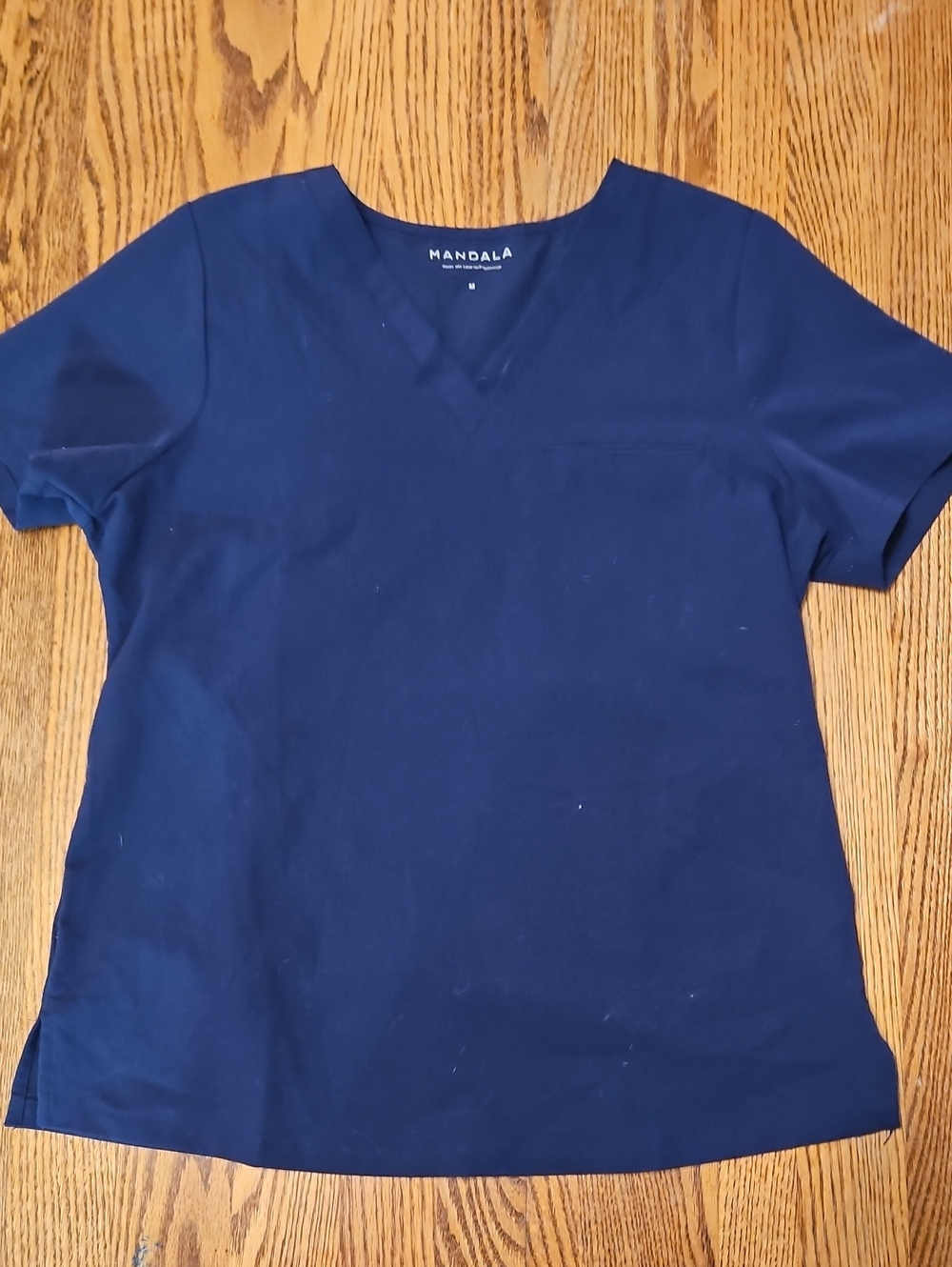 Mandala Women's Classic V-Neck Short Sleeve Scrub Top - Navy